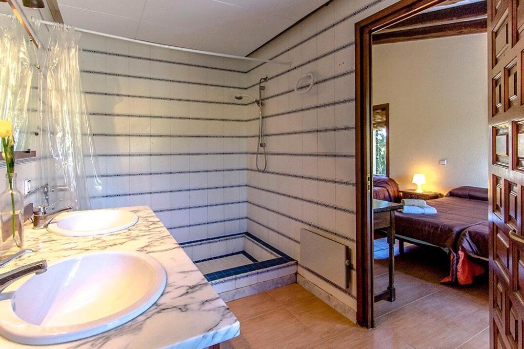 Catalunya Casas Nature And Tranquility For 24 Pax - 30Km To Beach Sant Pere de Vilamajor 外观 照片